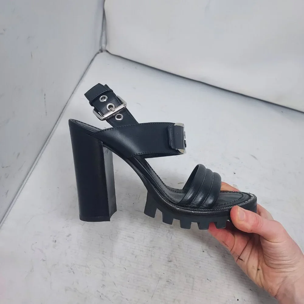 LOUIS VUITTON Black LV Star Trail Heel Sandal - Picture 4 of 12